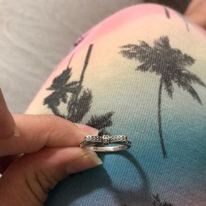Pandora bow ring